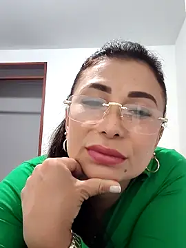 mia mancinii online show from March 28, 4:23 am