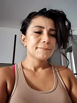 mia mancinii online show from June 7, 4:44 pm