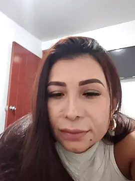 mia mancinii online show from June 27, 1:43 am