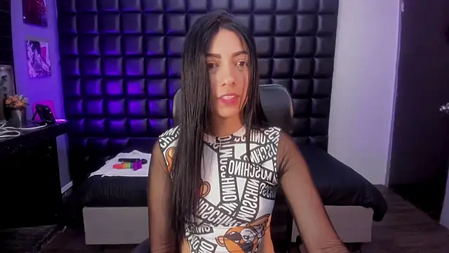 ashlyy sweet  online show from April 26, 3:42 pm