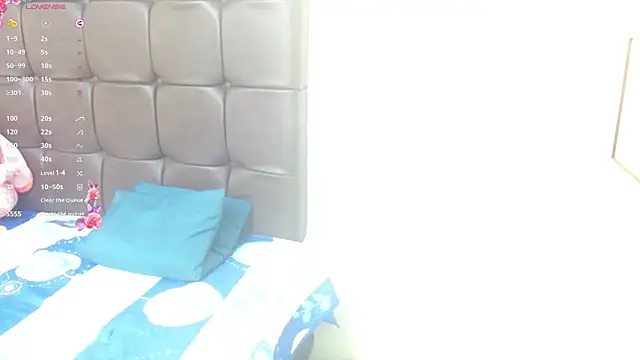 juliana soto1 online show from November 6, 1:01 pm