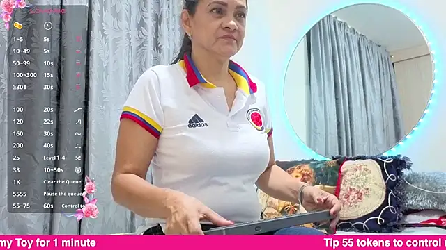 mariangellive online show from July 4, 4:29 am