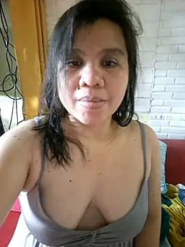 hotlyn45 online show from June 27, 1:10 am