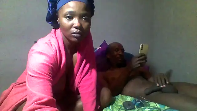 longdickson12345 online show from April 24, 12:35 am