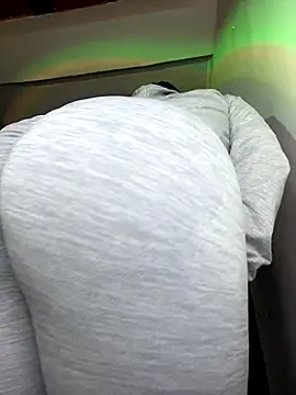 Amelia laurent online show from November 27, 7:16 pm