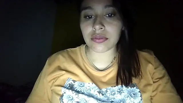 Snapshot of zairabreze chatting on July 25, 2:53 am zairabreze online show from July 25, 2:53 am