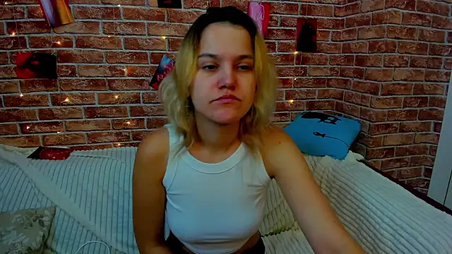 Snapshot of Hot___Jess chatting on September 12, 3:06 am Hot Jess online show from September 12, 3:06 am