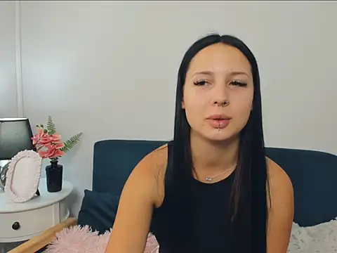 TaliaAdorable online show from October 5, 9:18 am