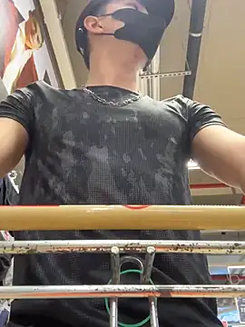 anhkiet huang online show from December 15, 8:40 am