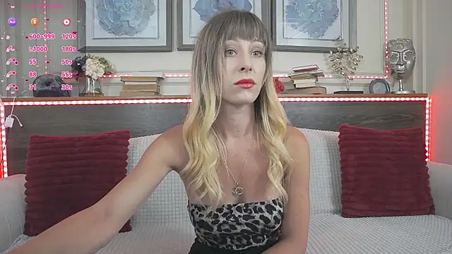 MuseDollX online show from July 5, 5:20 pm