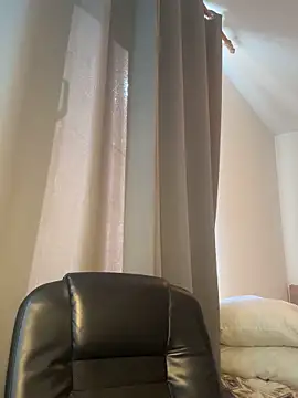 -RAHELA- online show from October 31, 9:32 am