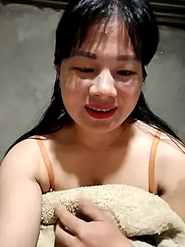 Snapshot of kute-00 chatting on November 2, 3:20 am kute-00 online show from November 2, 3:20 am