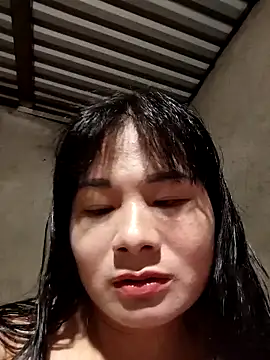 Snapshot of kute-00 chatting on November 6, 2:51 pm kute-00 online show from November 6, 2:51 pm