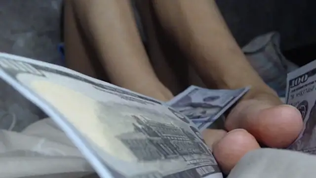 QueerASMR online show from January 9, 8:32 pm