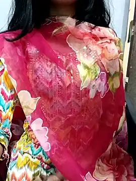 Snapshot of Daizy_Shah chatting on November 9, 5:11 pm Daizy Shah online show from November 9, 5:11 pm