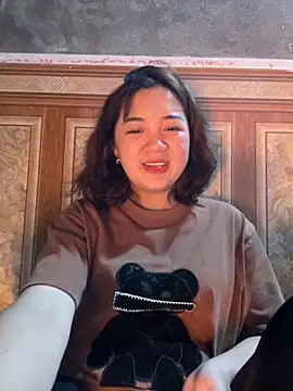 Snapshot of Lonnina chatting on November 7, 3:01 pm Lonnina online show from November 7, 3:01 pm