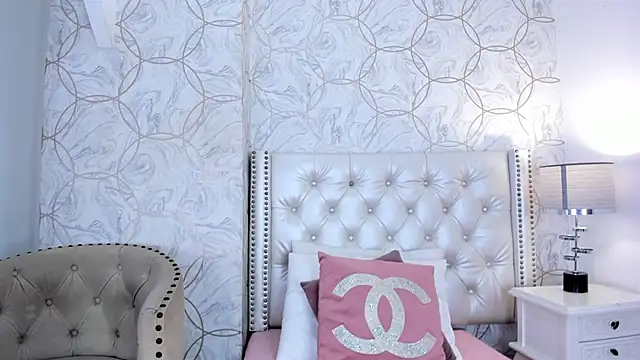 amara rousse online show from February 19, 11:39 am