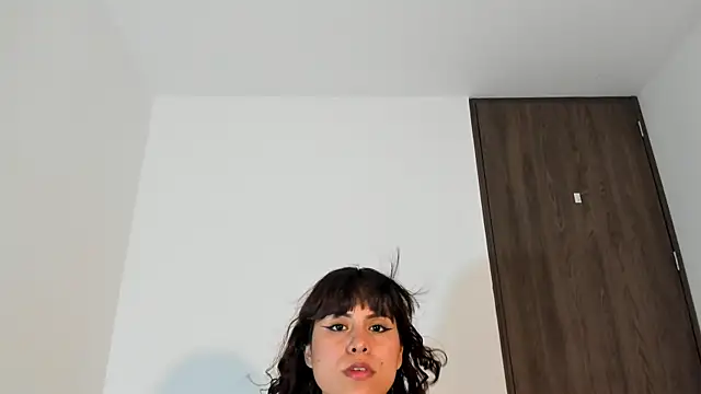 Snapshot of Lia_Rousse0 chatting on August 1, 9:14 pm Lia Rousse0 online show from August 1, 9:14 pm