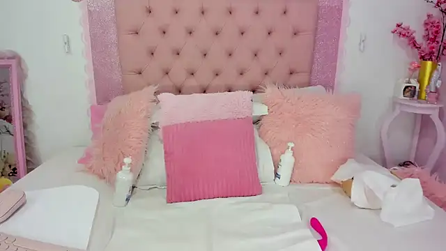 roxyswt online show from May 9, 2:17 am