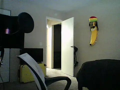 Snapshot of latinosatiro94 chatting on September 15, 1:49 am latinosatiro94 online show from September 15, 1:49 am