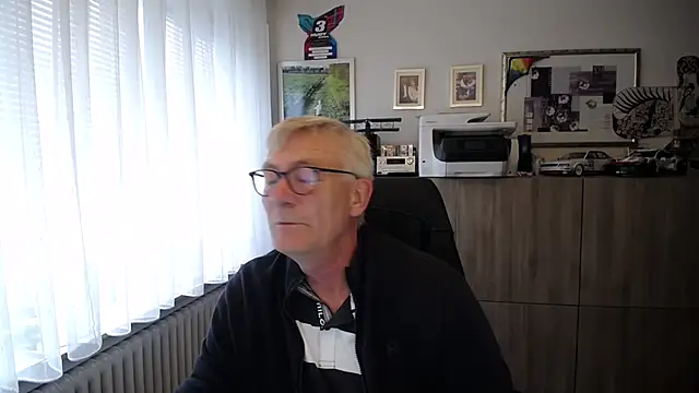 Snapshot of randyandy67 chatting on July 24, 5:38 am randyandy67 online show from July 24, 5:38 am