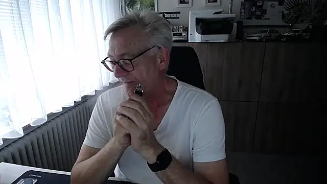 Snapshot of randyandy67 chatting on July 31, 6:24 am randyandy67 online show from July 31, 6:24 am