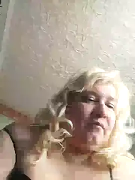 GlamMilena online show from March 13, 12:02 pm