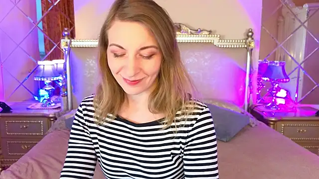 Snapshot of Katherine_Loveau chatting on November 25, 4:34 am Katherine Loveau online show from November 25, 4:34 am