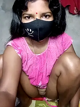 Snapshot of Renuka_GG chatting on December 15, 1:10 am Renuka GG online show from December 15, 1:10 am