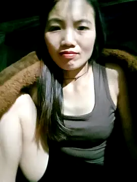 Snapshot of ngan-cute chatting on November 3, 1:56 pm ngan-cute online show from November 3, 1:56 pm