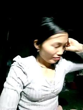 Snapshot of ngan-cute chatting on November 9, 1:53 pm ngan-cute online show from November 9, 1:53 pm