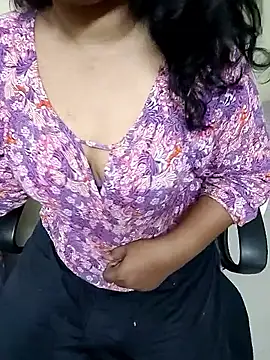 Snapshot of tamilmaha12 chatting on September 19, 3:56 pm tamilmaha12 online show from September 19, 3:56 pm