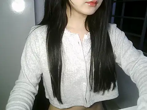 Snapshot of Annabelle-e chatting on November 4, 4:39 pm Annabelle-e online show from November 4, 4:39 pm