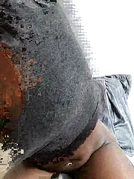 Snapshot of _Uphele chatting on September 13, 2:06 pm Uphele online show from September 13, 2:06 pm