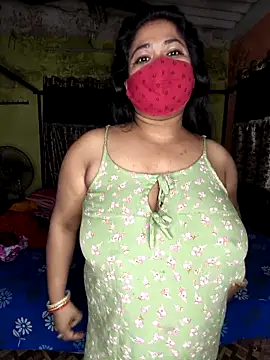 Smile-quien online show from November 26, 3:24 pm