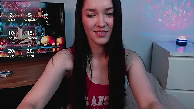 Veliora online show from October 30, 3:57 pm