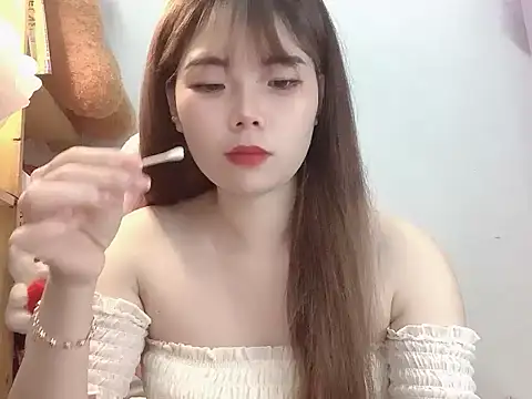 Snapshot of Pony898 chatting on November 9, 1:09 pm Pony898 online show from November 9, 1:09 pm