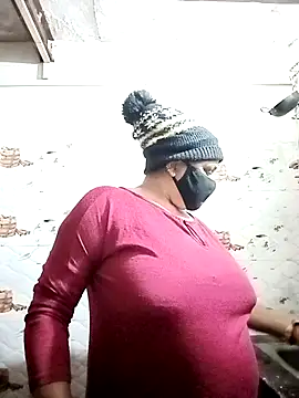 Rakhi sawant143 online show from January 7, 2:52 pm