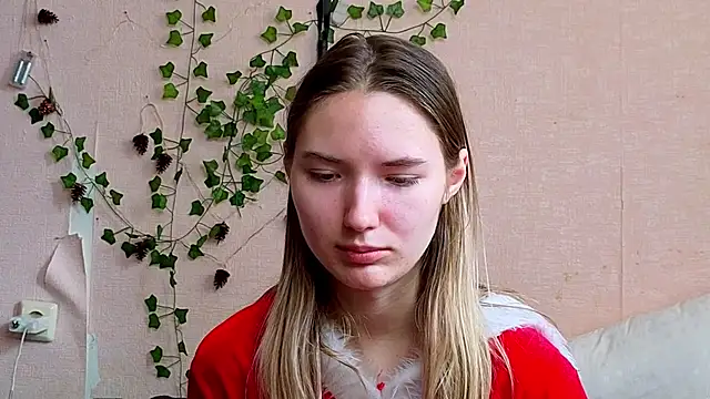  kikiclark   online show from February 21, 8:59 am