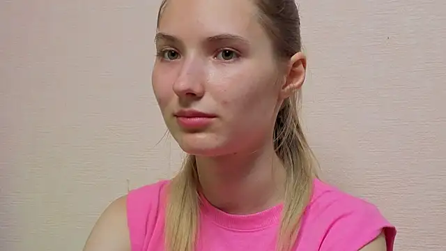 Snapshot of _kikiclark__ chatting on July 2, 7:20 pm kikiclark online show from July 2, 7:20 pm