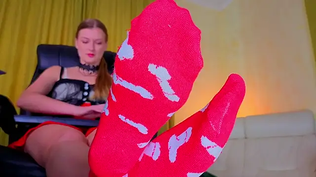 MysticVenus  online show from June 15, 8:38 am