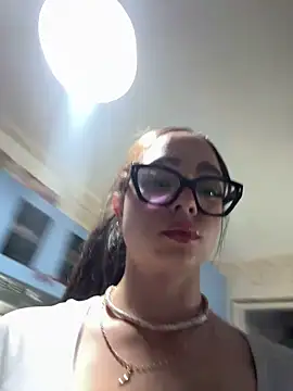 hottiee melannie online show from March 12, 2:39 am