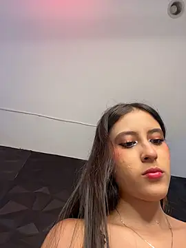 Juanita-Diaz online show from February 12, 8:37 pm