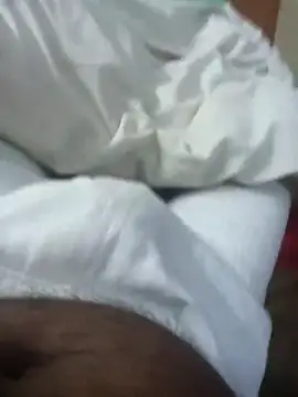 Snapshot of deshi8inch53 chatting on November 27, 6:32 pm deshi8inch53 online show from November 27, 6:32 pm