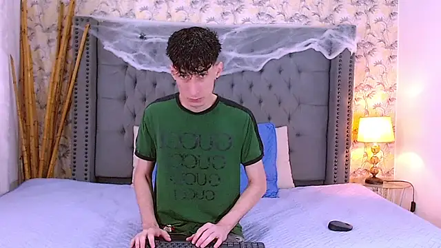 Luke Carter online show from October 8, 1:09 pm