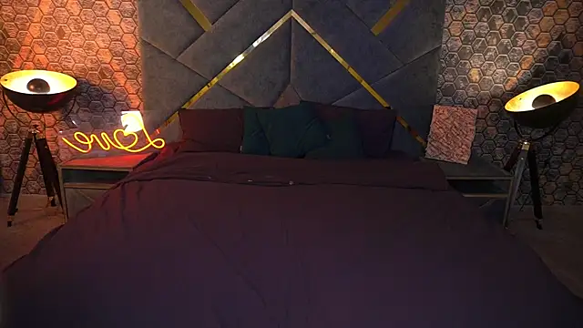 Snapshot of KamillaVibes chatting on September 26, 2:32 pm KamillaVibes online show from September 26, 2:32 pm