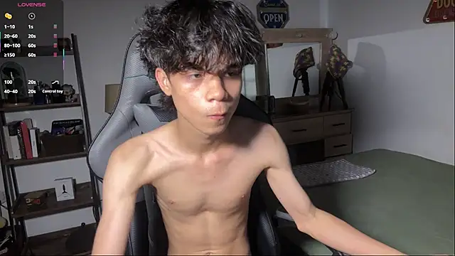 Snapshot of OopsAgain_ chatting on March 22, 6:55 pm OopsAgain online show from March 22, 6:55 pm