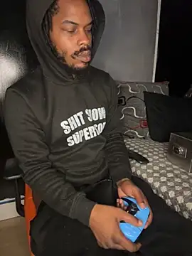 Snapshot of kingdiamond92 chatting on October 2, 4:08 am kingdiamond92 online show from October 2, 4:08 am