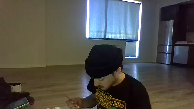 Snapshot of Jbenz420 chatting on June 8, 6:52 pm Jbenz420 online show from June 8, 6:52 pm