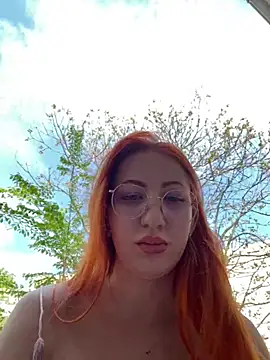 DaddysLittleSlutfox online show from April 24, 2:52 pm